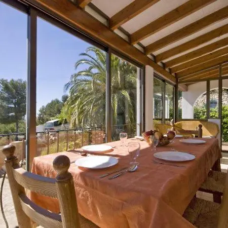 Sleeps 8 Pool 칼페