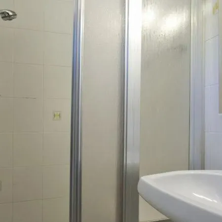 Sleeps 8 Pool * 칼페